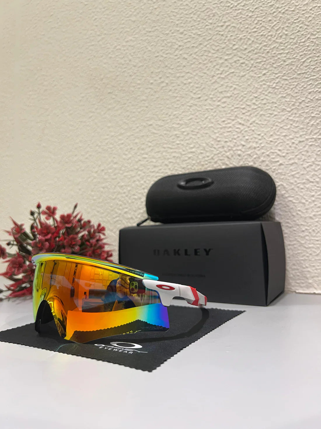 OAKLEY Encoder Sports Sunglasses (RED WHITE)